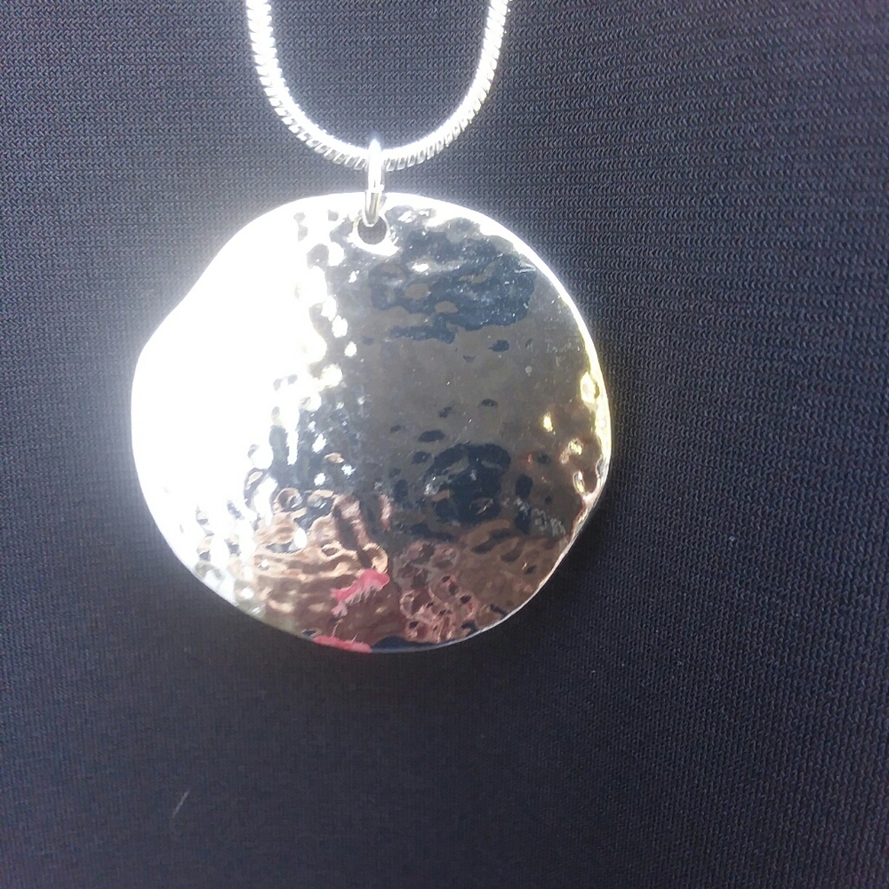 Necklace - Picture 2 of 4